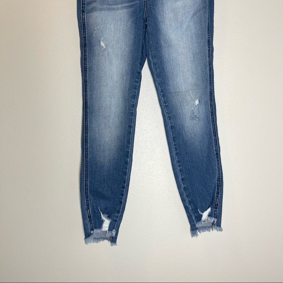 KanCan Bethany High Rise Ankle Skinny Jeans Size 26 Distressed Raw Hem Buttons - Picture 3 of 12